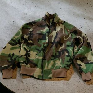 Cabela’s Camouflage Bomber style jacket coat, zip front, Sz M Ladies